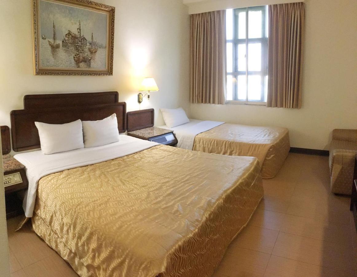 文南哥爸妻夫飯店 Hotel Đài Nam Ngoại thất bức ảnh