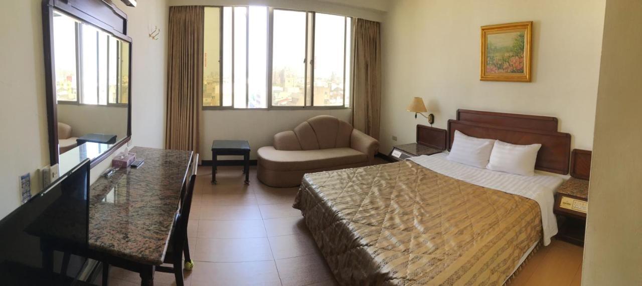 文南哥爸妻夫飯店 Hotel Đài Nam Ngoại thất bức ảnh