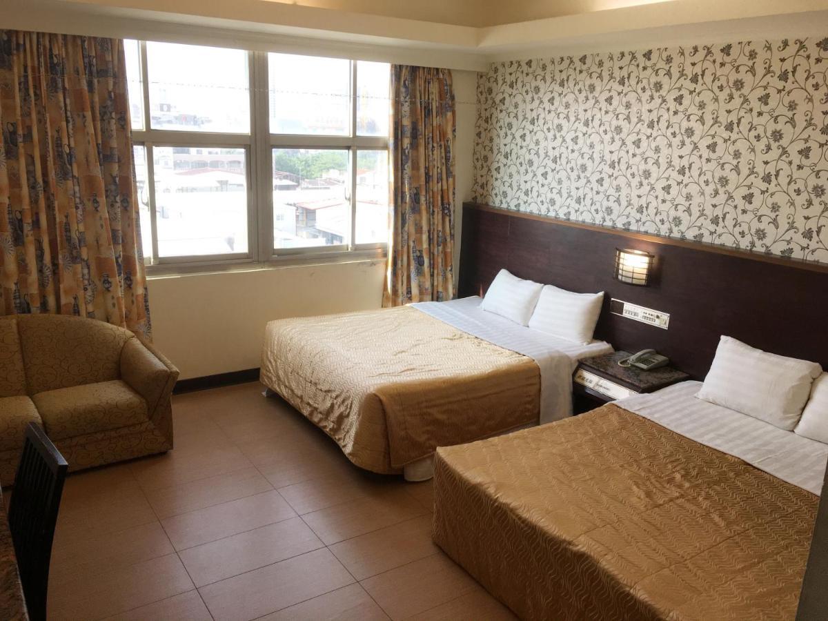 文南哥爸妻夫飯店 Hotel Đài Nam Ngoại thất bức ảnh