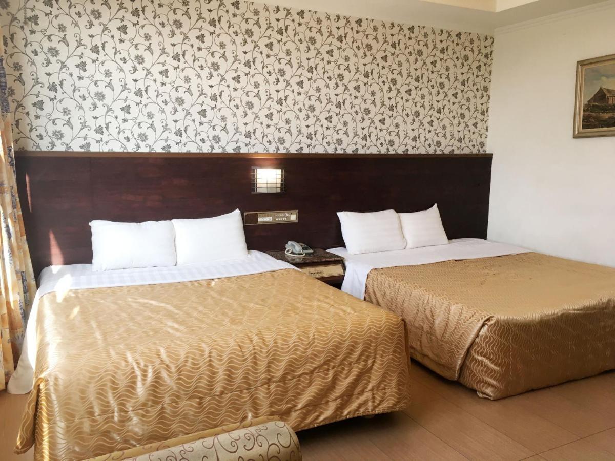 文南哥爸妻夫飯店 Hotel Đài Nam Ngoại thất bức ảnh