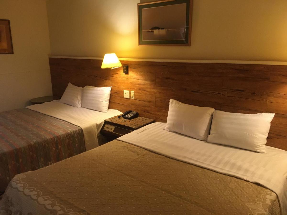 文南哥爸妻夫飯店 Hotel Đài Nam Ngoại thất bức ảnh