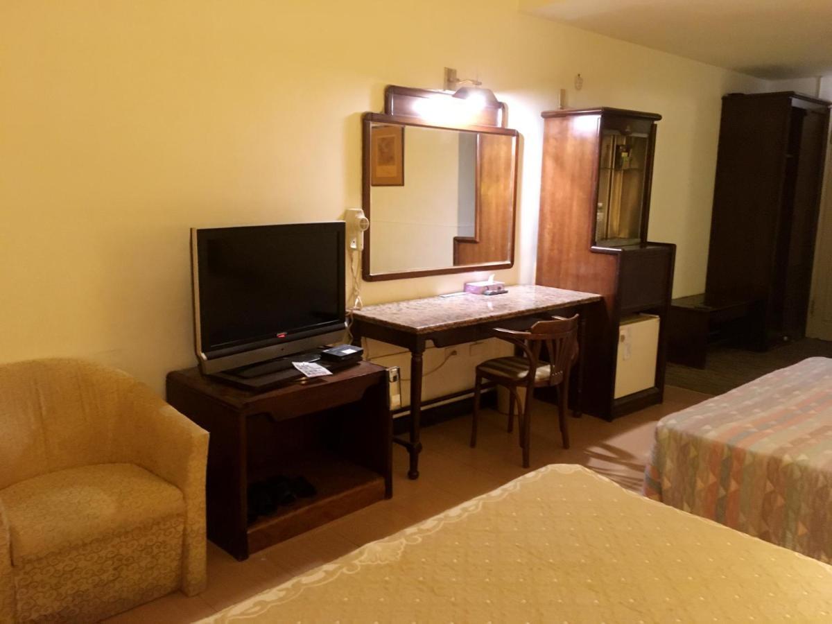 文南哥爸妻夫飯店 Hotel Đài Nam Ngoại thất bức ảnh